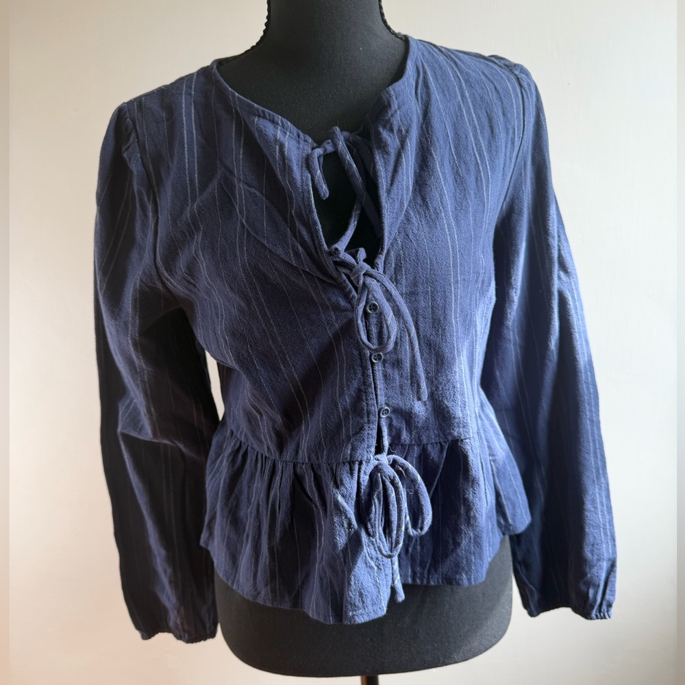 KIRIOUS LA Navy Pinstripe Tie Front Peplum Blouse Boho Cottagecore Top M NWT